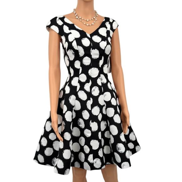 Julia Jordan Polka Dot Fit & Flare Dress with Pockets Size 8 Pin-Up Retro - Picture 5 of 16